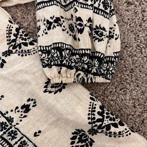 Boho Floral Long Sleeve Blouse in Cream - Picture 7 of 8